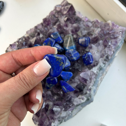 Lapis lazuli koningsblauwe kracht