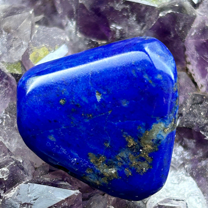 Lapis lazuli koningsblauwe kracht